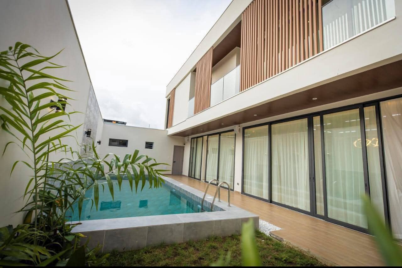 Magnifique duplex avec ACD ( CMPF) sur 350m2