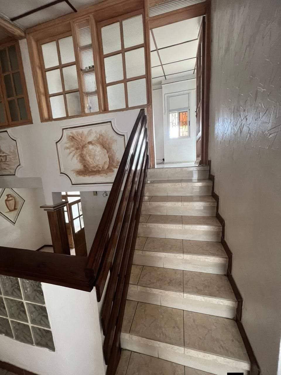 Bonne opportunité, Duplex 5 pièces avec titre foncier de la cité
