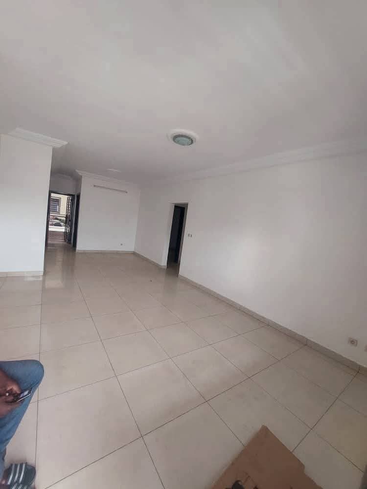 Chic résidence non meublée 3 pièces au 1er étage