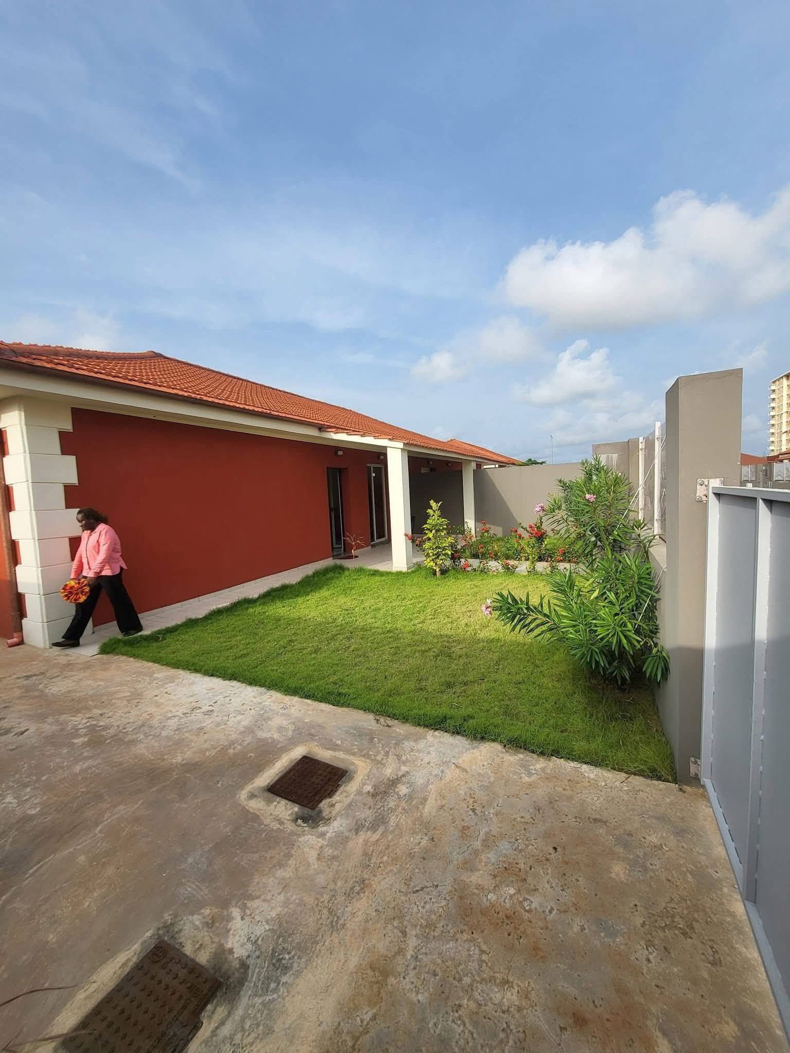 Chic villa basse 4 pièces meublée
