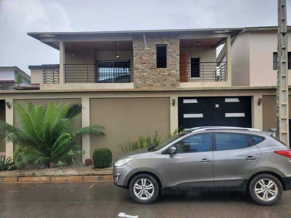 Duplex haut standing de 6 pièces