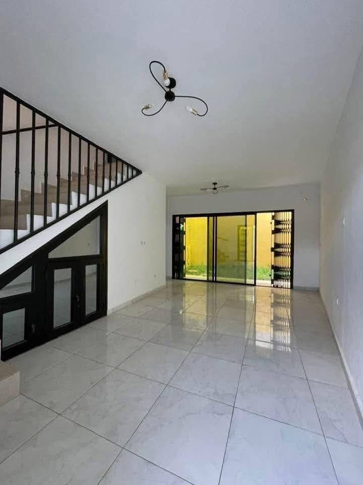 Moderne duplex 4 pièces haut standing