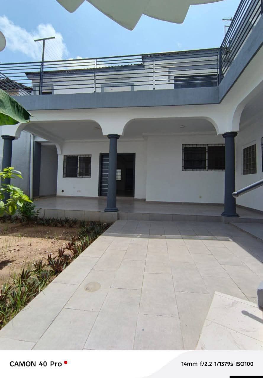 Somptueuse villa duplex 5 avec dépendance