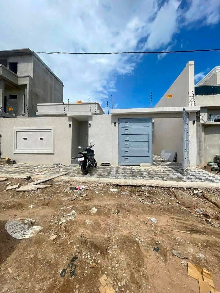 Splendide villa basse 4 pièces en finition avec ACD, bon standing