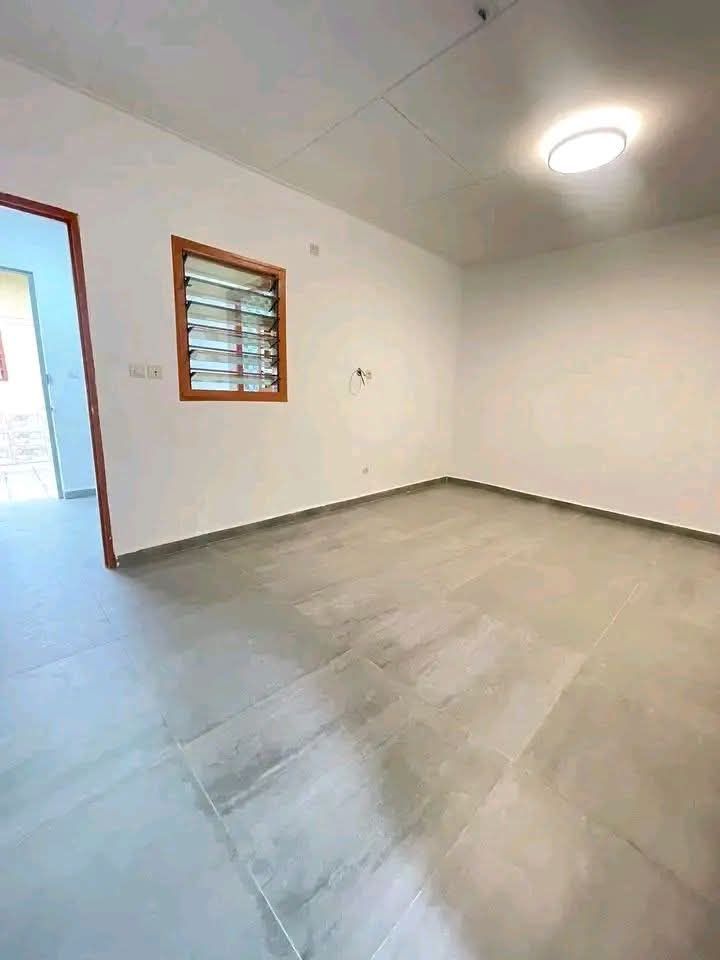 Très grand logement 2 pièces  à ne pas rater