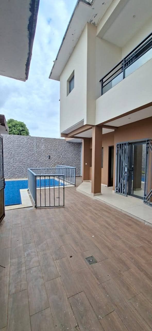Bonne opportunité, Chic duplex 9 pièces
