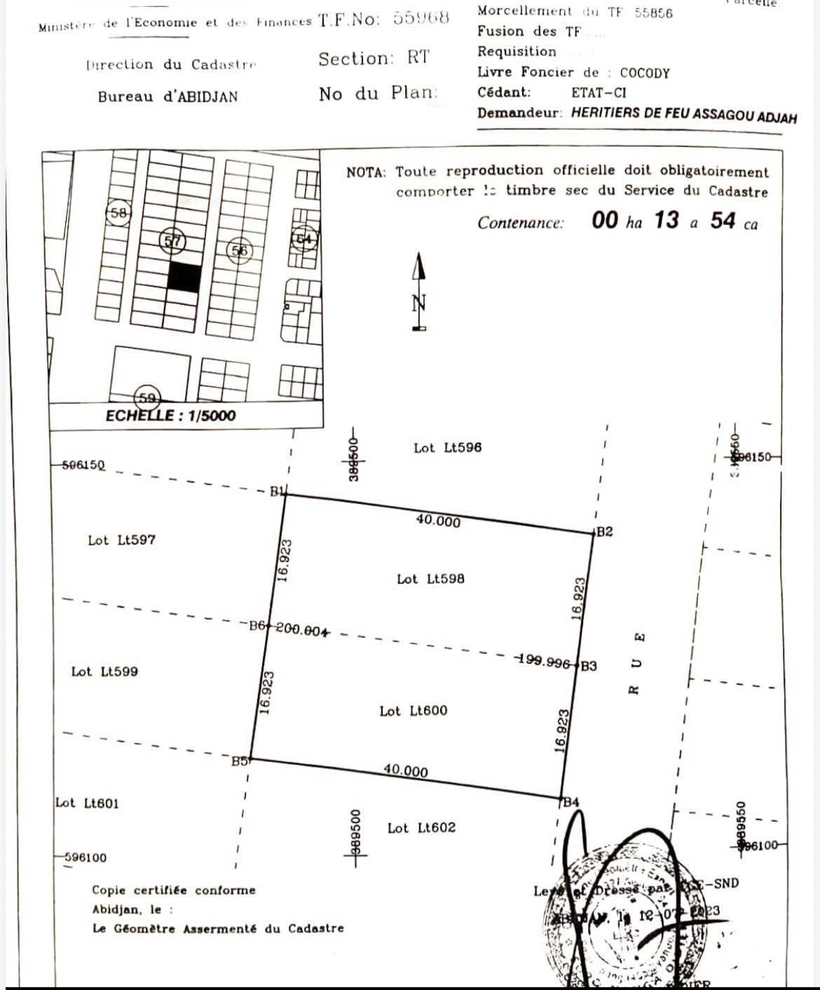 Spacieux terrain avec titre foncier et ACD