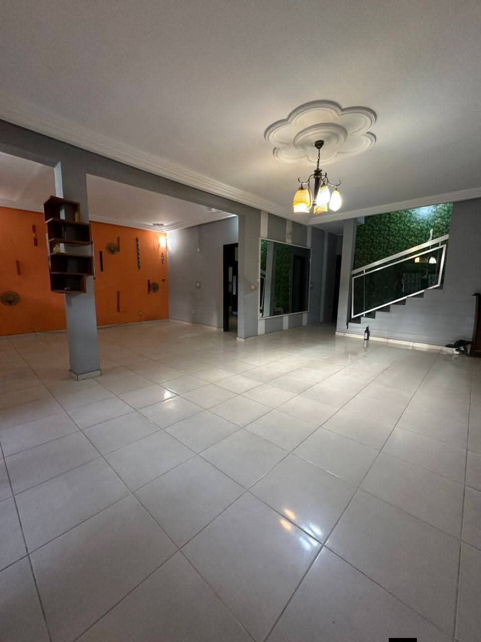 Grand duplex de 8 pièces
