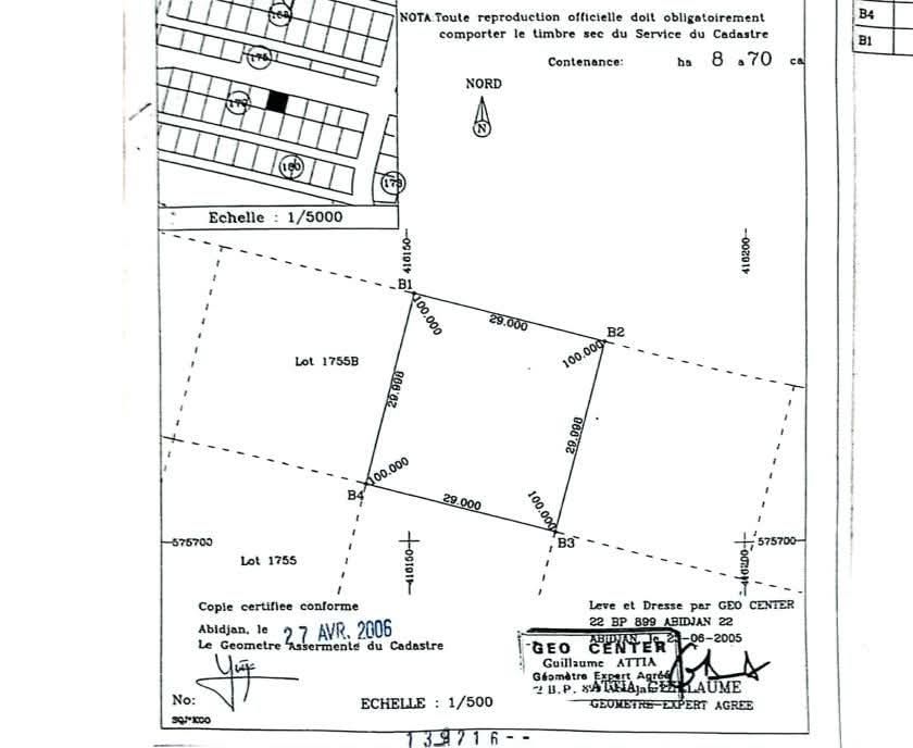 Beau terrain de 870 M2 avec ACD