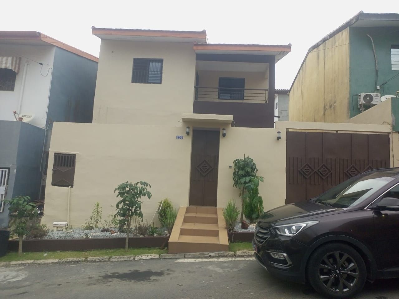 Chic duplex 4 pièces avec une dépendance