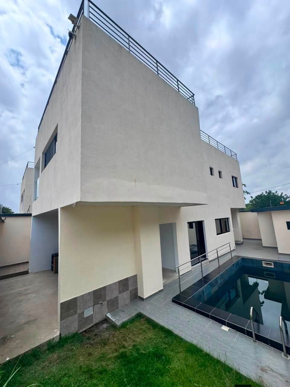 Magnifique villa duplex haut standing 6 pièces