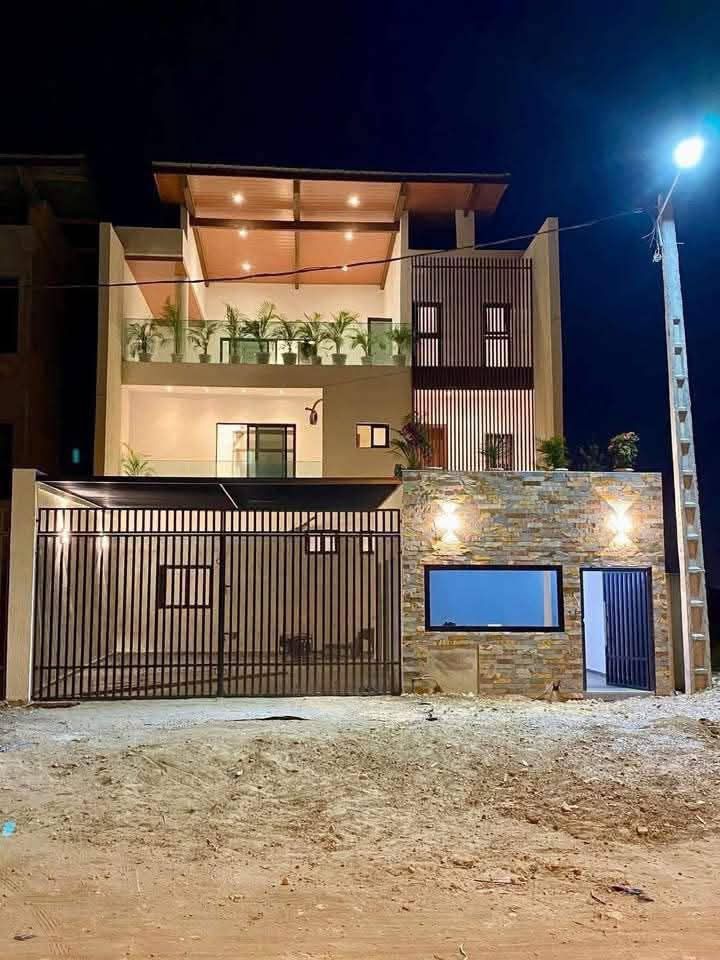 Magnifique triplex 6 pièces avec ACD haut standing