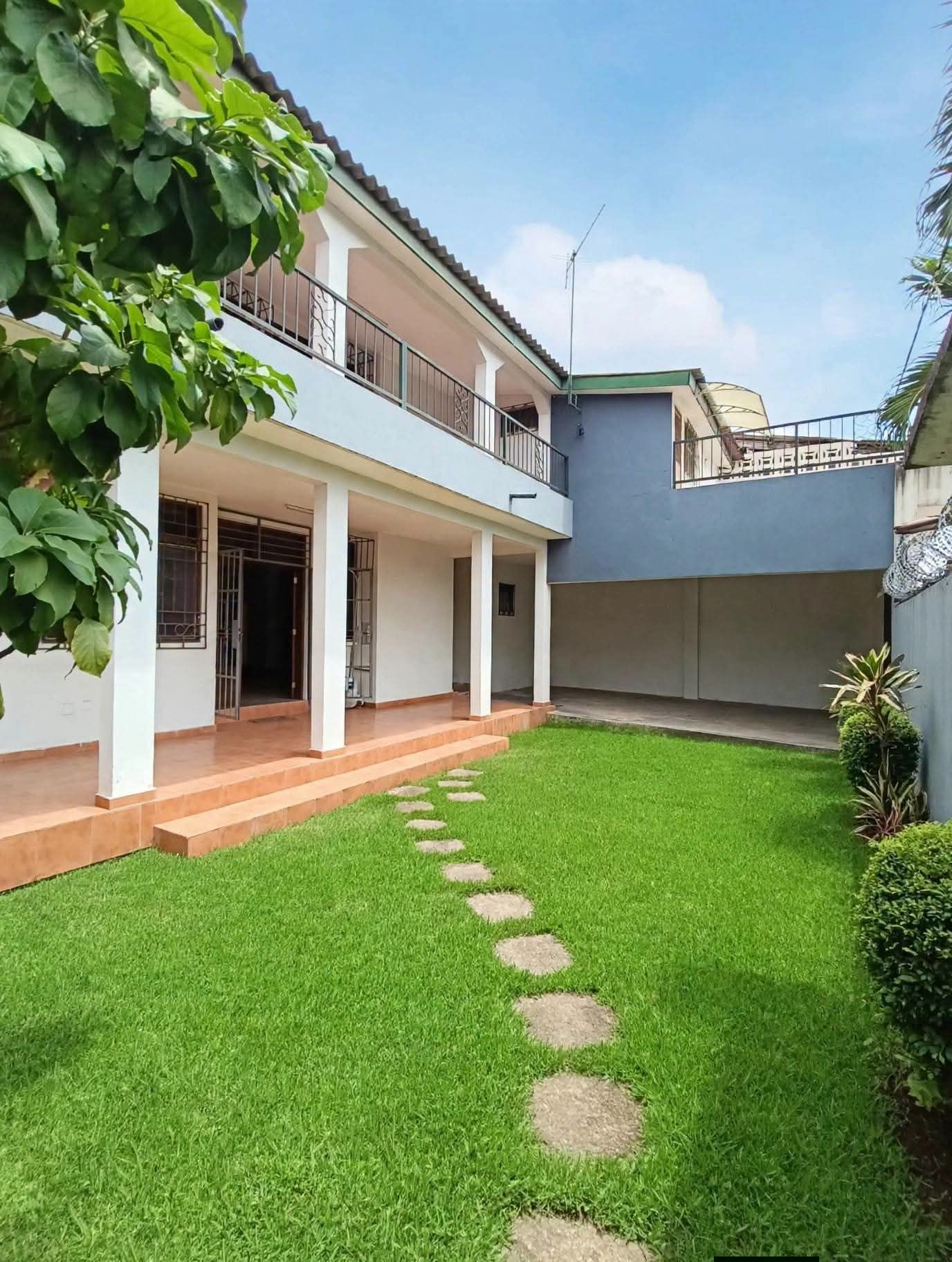 Somptueuse villa duplex 7 pièces