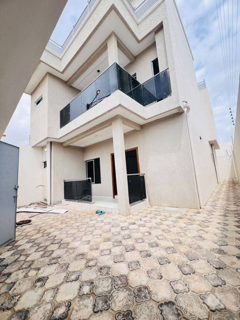 Villa duplex neuve 7 pièces avec ACD