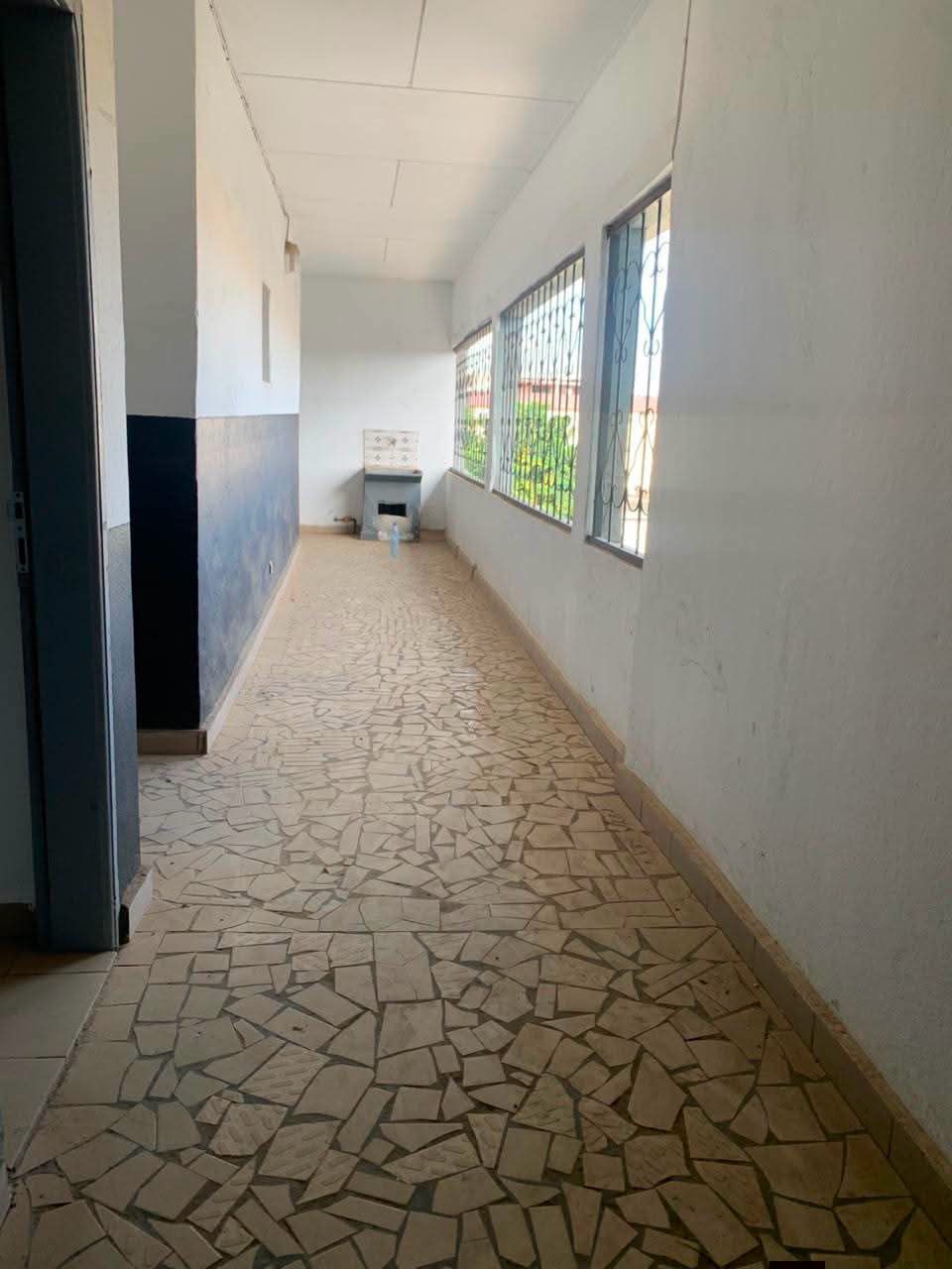 Spacieux logement 4 pièces au 3e étage