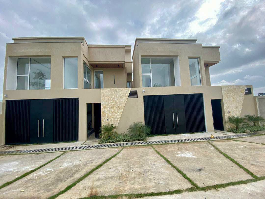 Sublime triplex sur 300m2  avec ACD