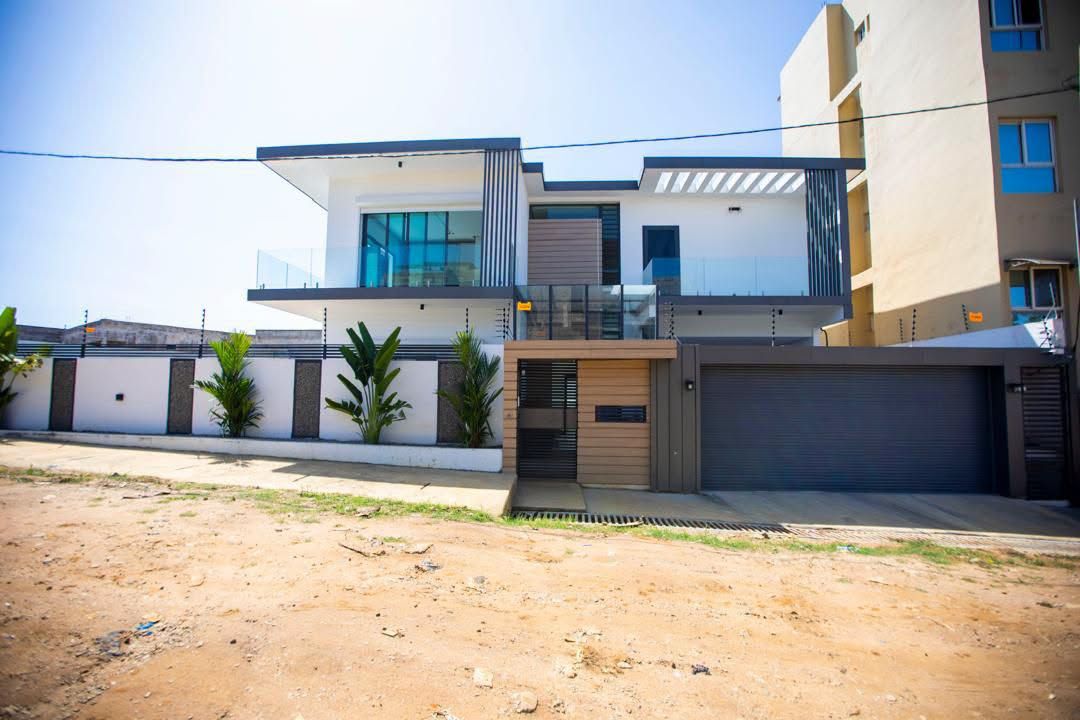 Splendide duplex 7 pièces sur 500m2 avec ACD