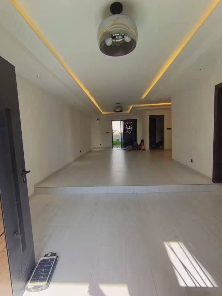 Magnifique triplex haut standing 8 pièces avec ACD