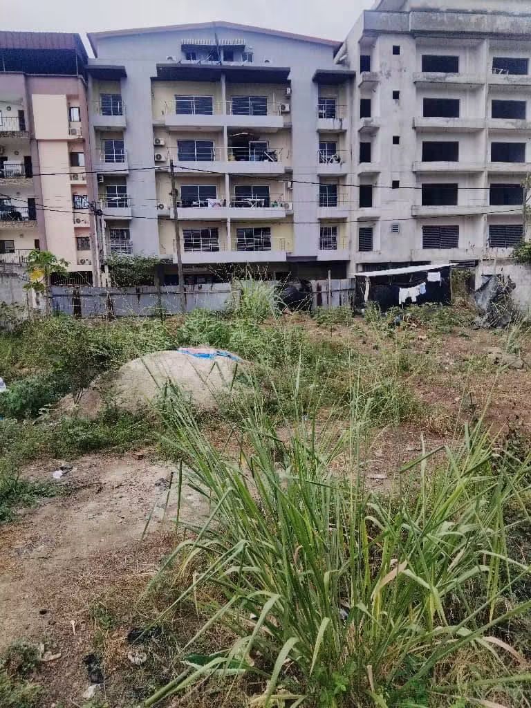 Terrain 600 M2 avec ACD
