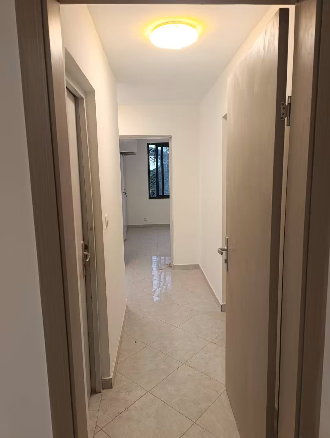 Bel appartement 4 pièces au 4e étage