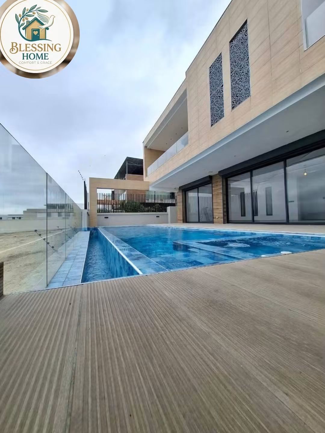 Magnifique duplex 6 pièces bon standing
