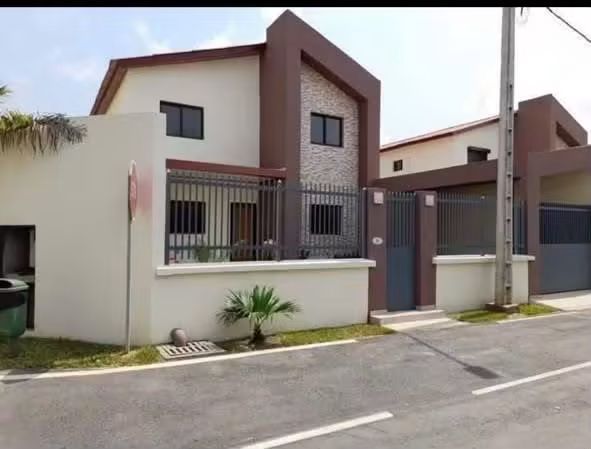 Magnifique villa duplex 5 pièces avec ACD