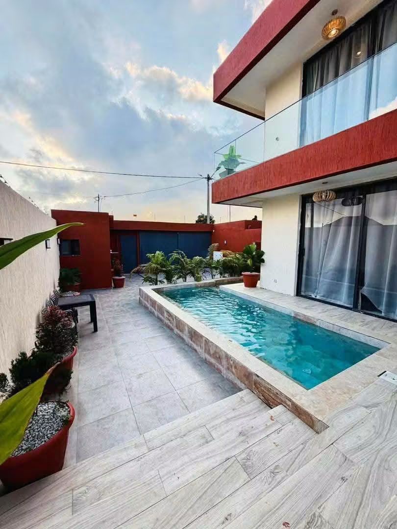 Belle villa duplex haut standing avec ACD