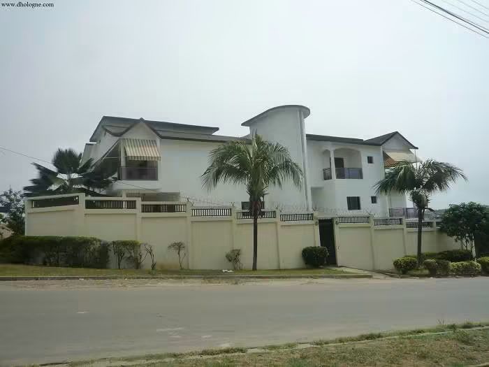 Magnifique villa triplex 19 pièces