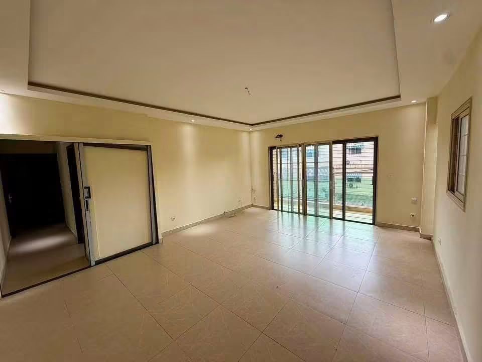 Bel appartement 3 pièces haut standing