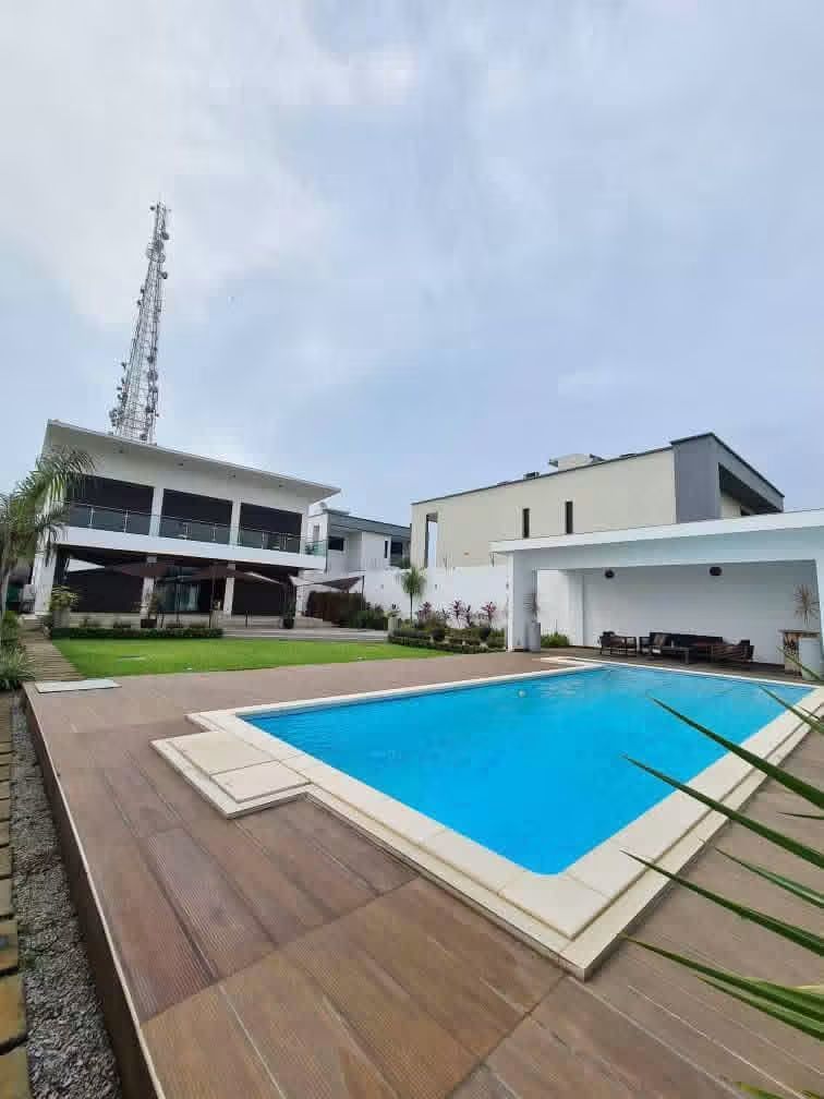 Magnifique duplex 6 pièces de 500m2