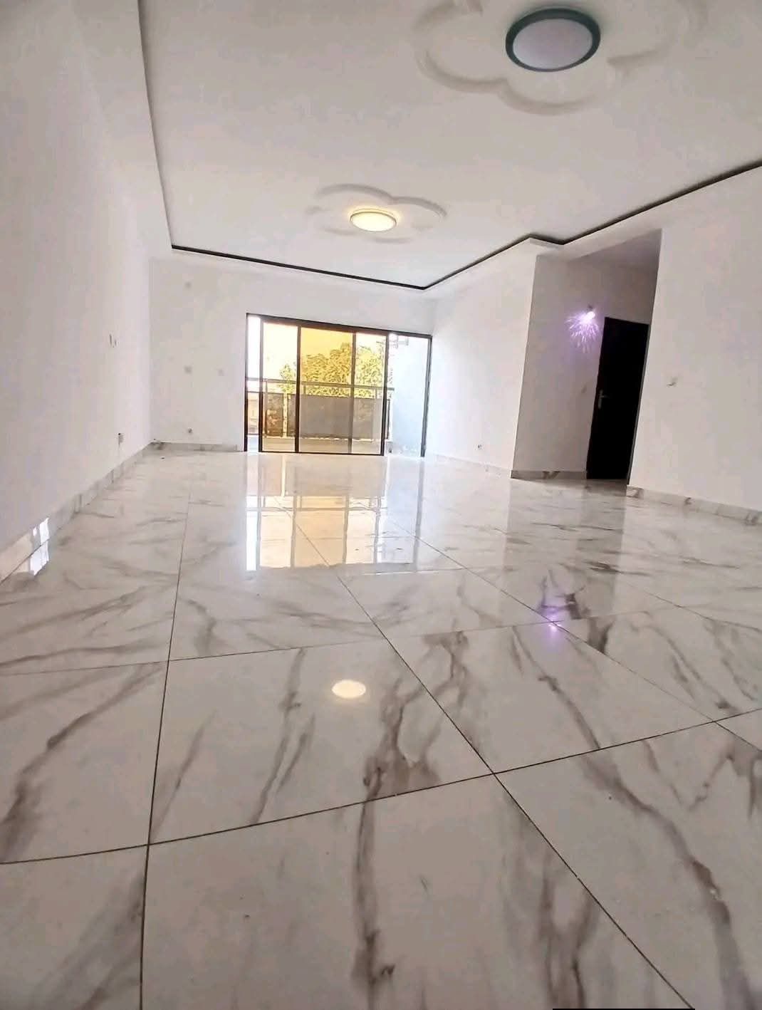 Logement 4 pièces au 2e étage