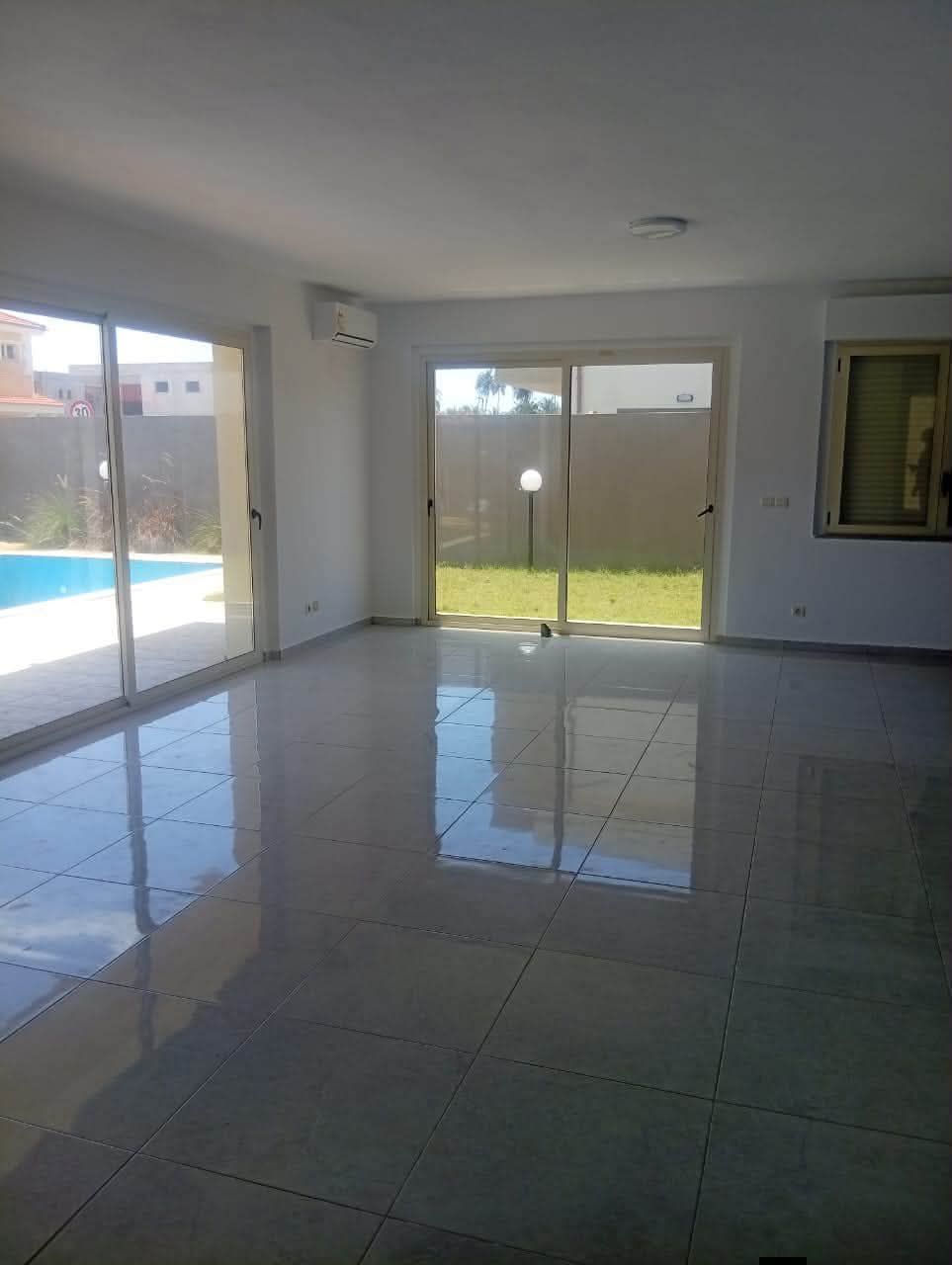 Grande villa duplex 5 pièces jamais habitées