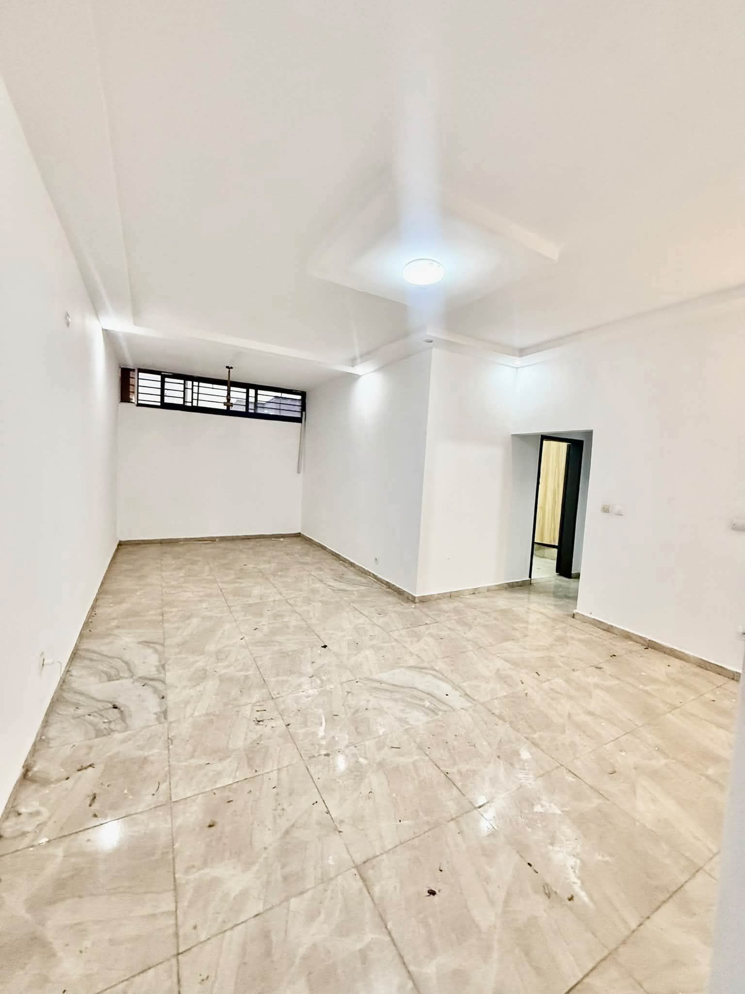 Chic 3 pièces au rez-de-chaussée