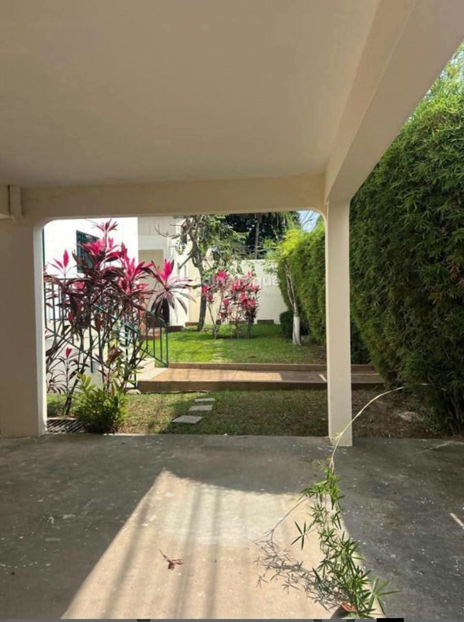 Villa duplex 9 pièces